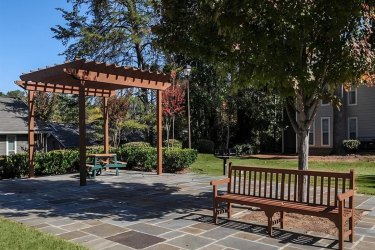 Garden view at Clarkston Apartments with parking The Ellis - 8